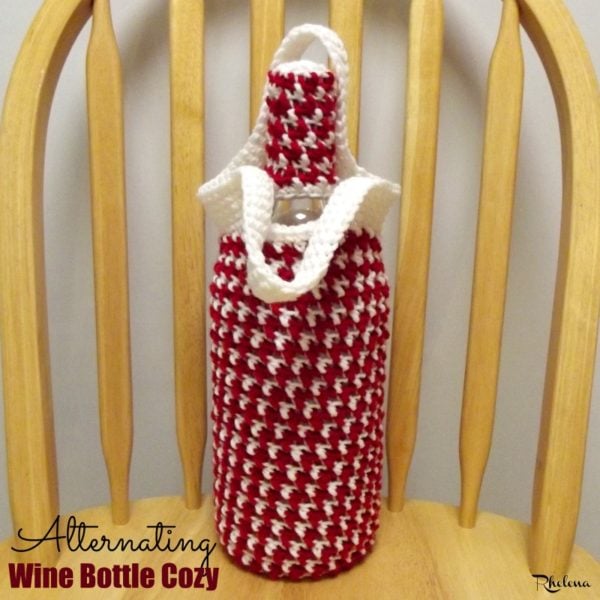 Alternating Wine Bottle Cozy ~ FREE Crochet Pattern Alternating Wine Bottle Cozy ~ FREE Crochet Pattern