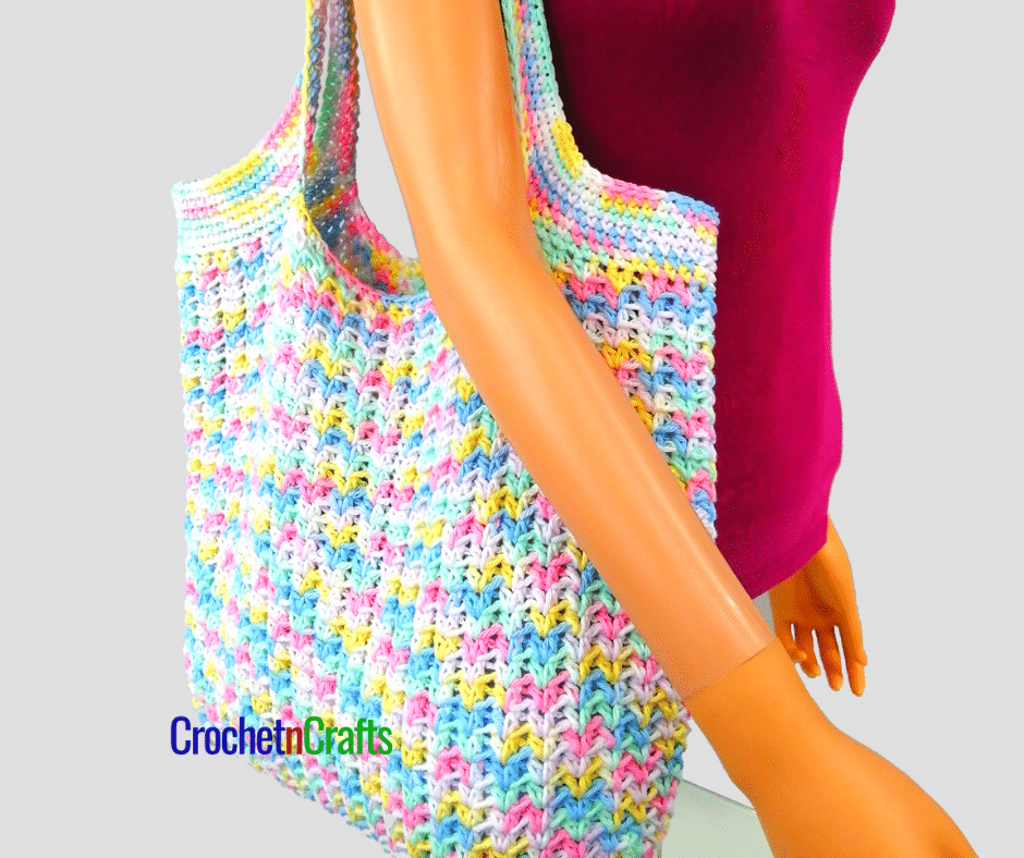 Pretty Simple Bag Pattern Shown on a Mannequin.