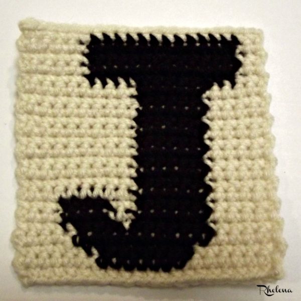 J-Uppercase Tapestry Block ~ FREE Crochet Pattern