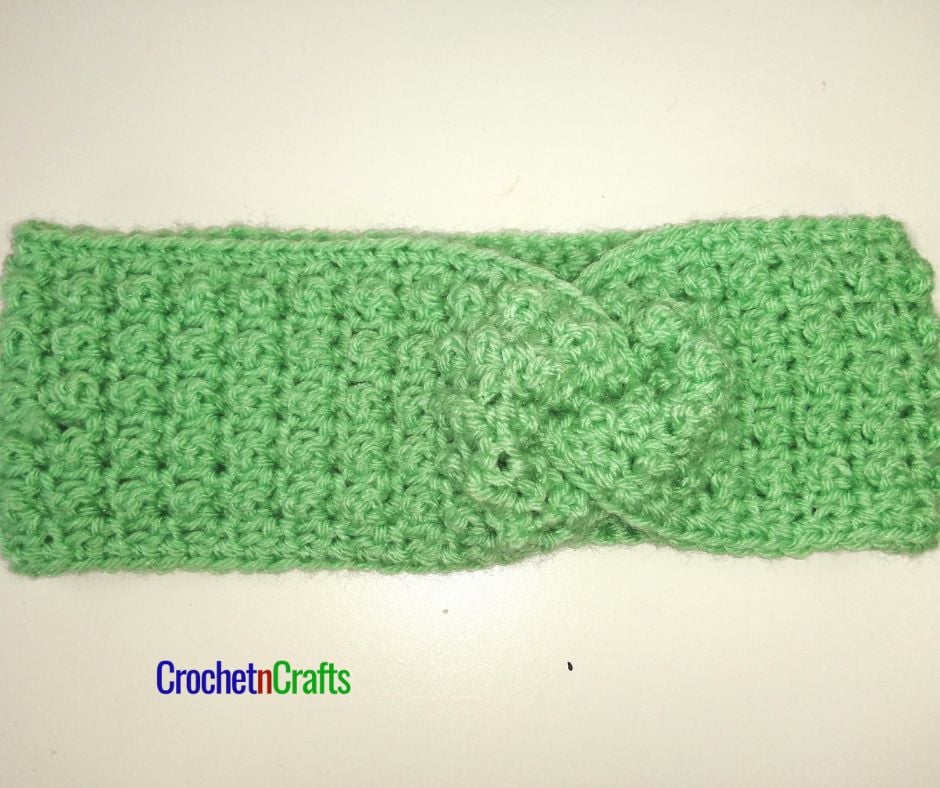 Bouncy Bubbly Crochet Twist Ear Warmer Pattern-image