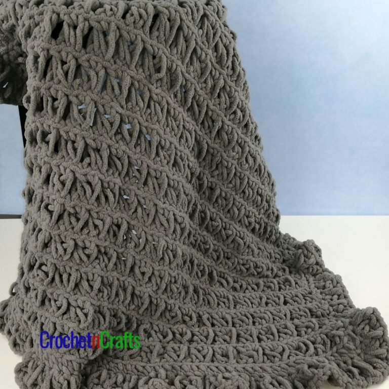 Broomstick Lace Ruffled Baby Blanket CrochetNCrafts