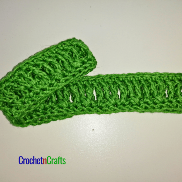 Brilliant Crossed Headband ~ FREE Crochet Pattern